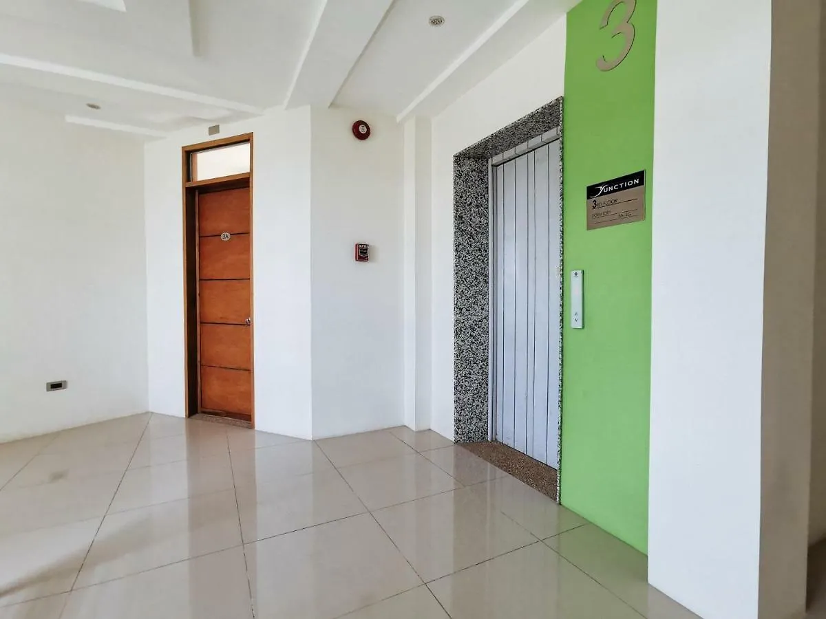 Reddoorz Plus Near Bangko Sentral Ng Pilipinas Davao Philippines